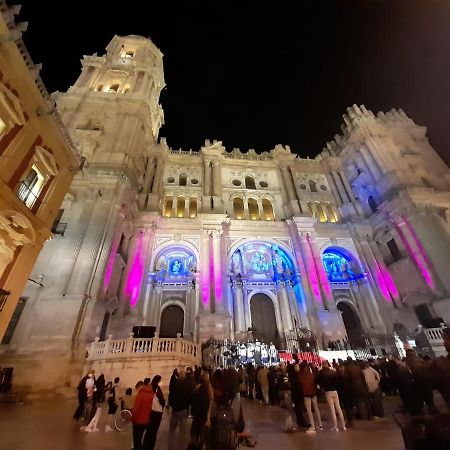 Picasso Carreteria History Center Apartment Malaga Luaran gambar